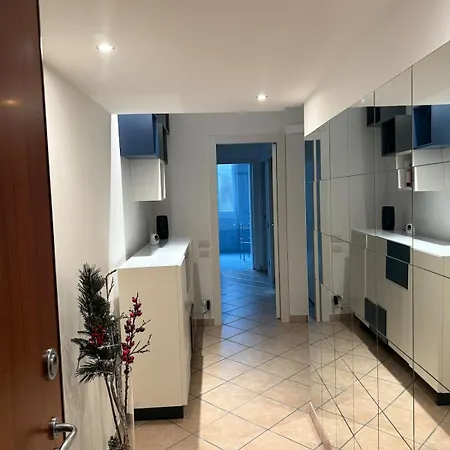 La Ciav Bordighera, Navigli Apartmán Milán