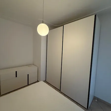 La Ciav Bordighera, Navigli Apartmán Milán